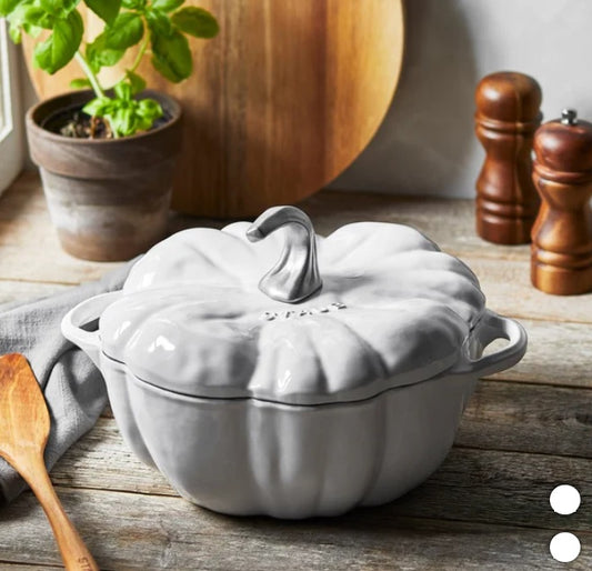 Staub Cast Iron Pumpkin Dutch Oven, White - 3.25 L (3.43 qt.) - PuriLite