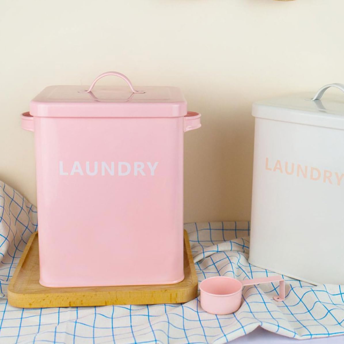 Pink Iron PET Food Barrel with Lid, Airtight Storage Container