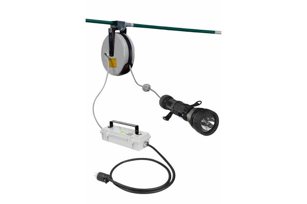 20W HID Explosion Proof Search Light - C1D1 & C2D1 - 120-277VAC Stepped Down to 12V DC - 30' SOOW - PuriLite