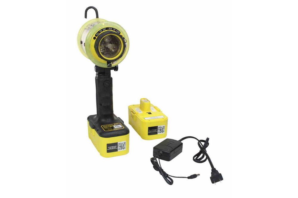Explosion Proof Rechargeable LED Trouble Light - Class 1 Div 1 - 2 Battery Packs - Spot/Flood Combo - PuriLite