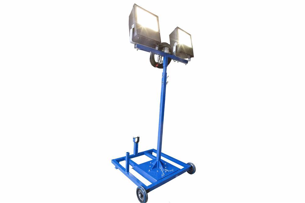 Hazardous Area Light - Extendible Tower W/ Wheels - 2 X 400 Watt Metal Lights - Class 1 Division 2 - PuriLite