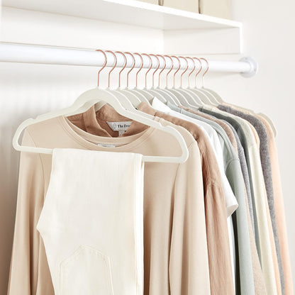 Amazon Basics Slim, Velvet, Non-Slip Suit Clothes Hangers, Ivory/Rose Gold - Pack of 30 - PuriLite