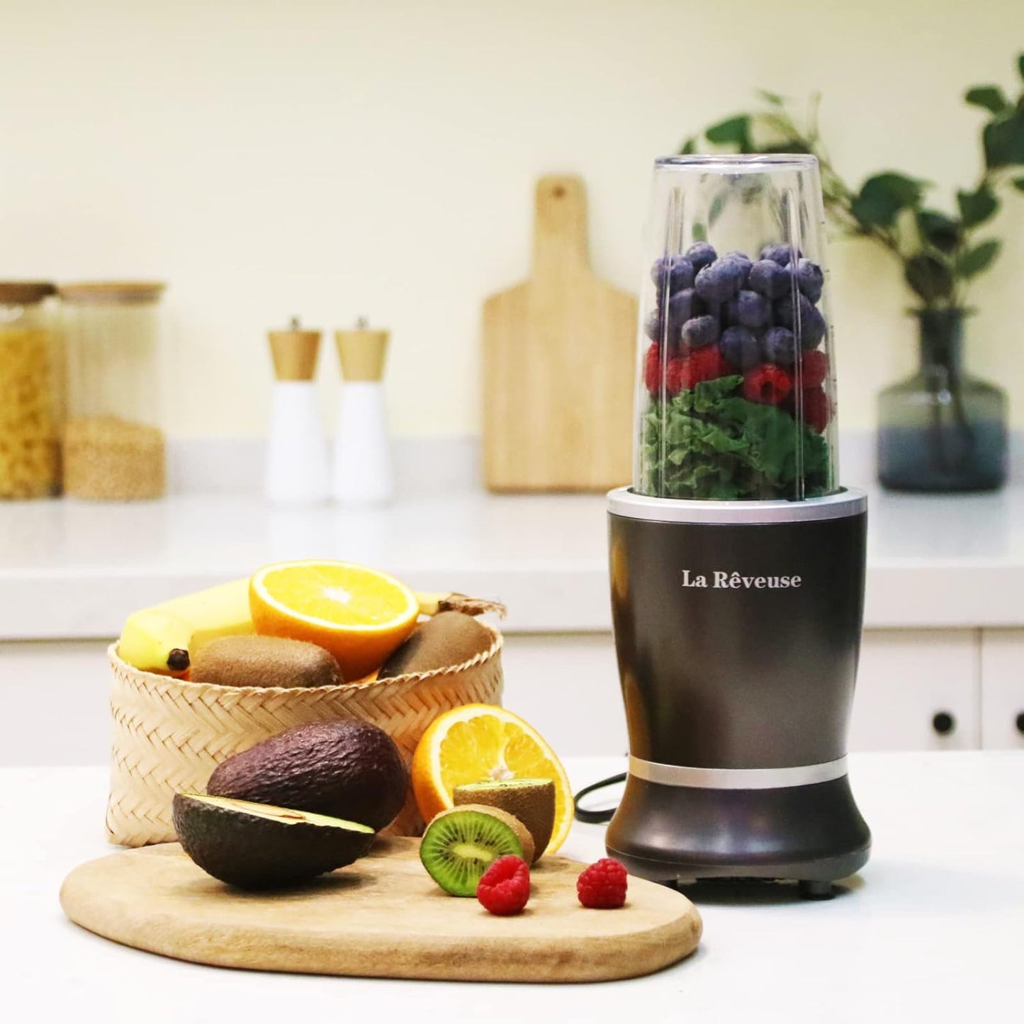 La Reveuse Personal Size Blender 250 Watts Power for Shakes Smoothies Seasonings Sauces with 1 Piece 15 oz Cup,1 Piece 10 oz Mug,BPA Free (Black) - PuriLite