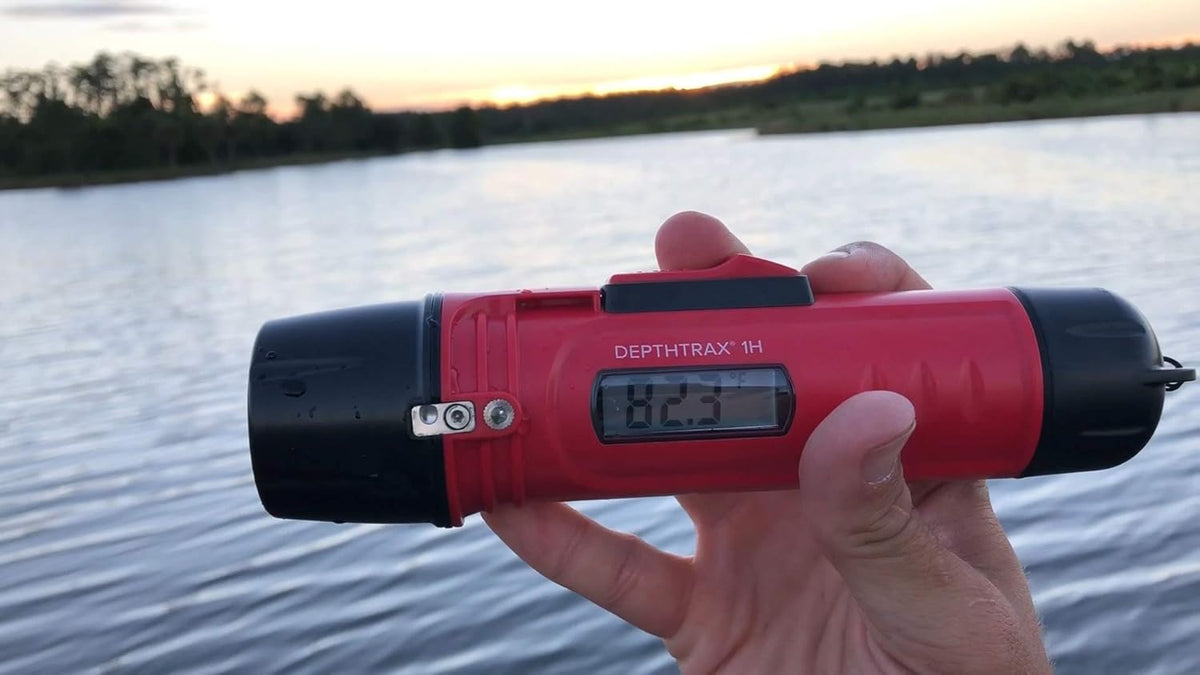HawkEye DT1H Handheld Depth Finder with Temperature, 300 Feet - PuriLite