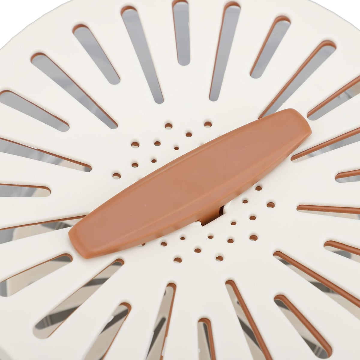 Fruit Vegetable Draining Bowl, Kitchen Strainer with Foldable Handle, Lid, Drain Tray, Rotating Fruit and Vegetable Washing Colander for Salad Mixing, Fruit Washing (White) - PuriLite