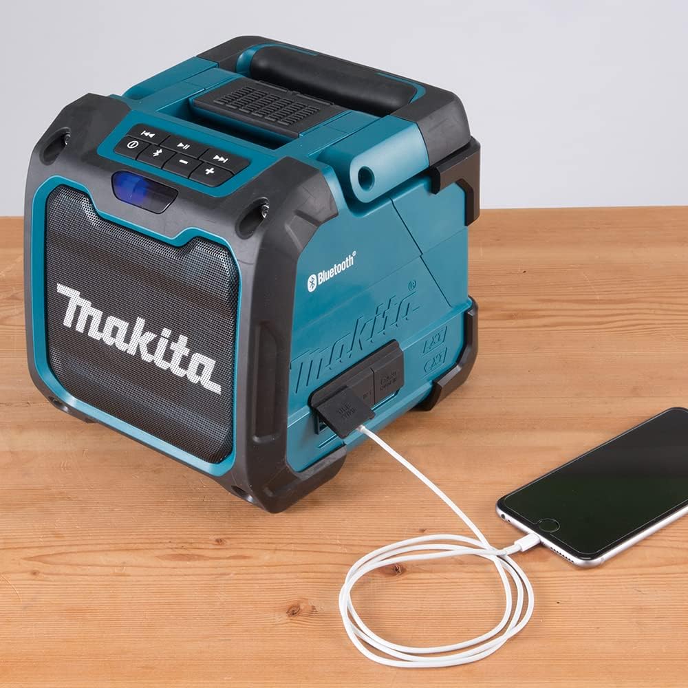 Makita DMR200C 12-18V Jobsite Speaker with Bluetooth AC/DC - PuriLite