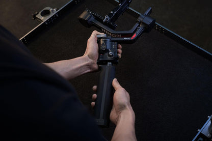 Original RS BG70 High-Capacity Battery Grip for DJI RS 4, RS 4 Pro, RS 3, RS 3 Pro - PuriLite