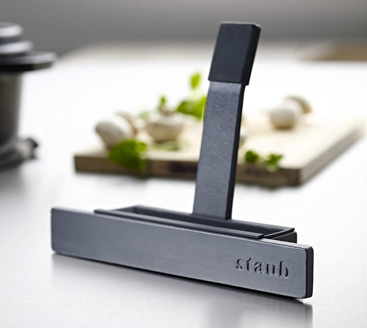 STAUB Lid Holder | Cast Iron Roasting Pan Lid Rack for 22–33 cm Lids