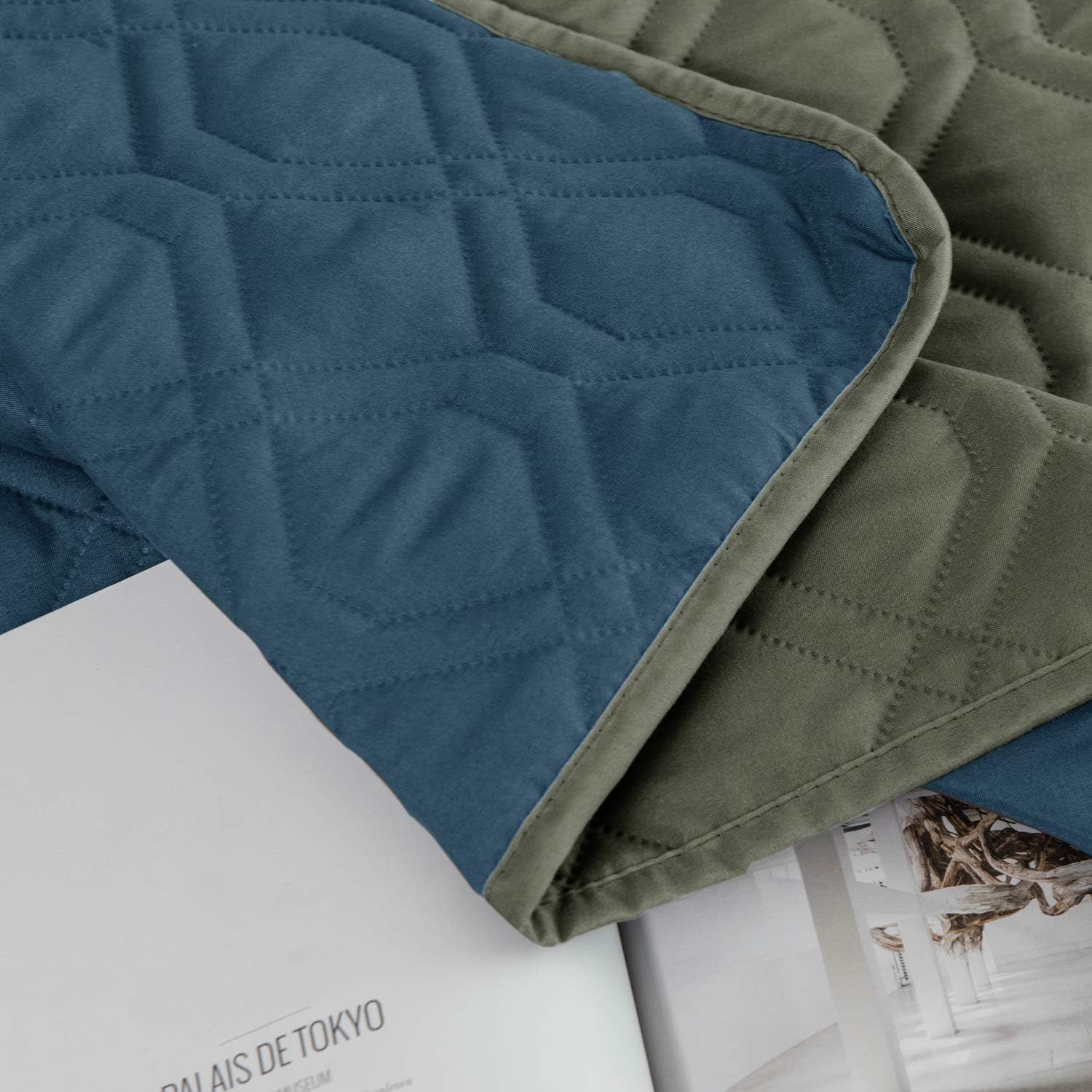 Ameritex Waterproof Dog Bed Cover Pet Blanket for Furniture Bed Couch Sofa Reversible - PuriLite