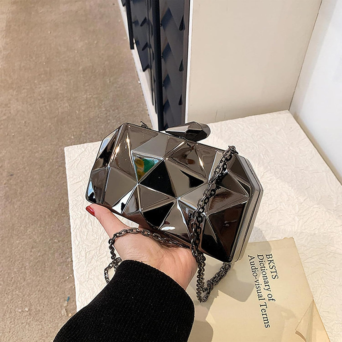 Clutch Purses for Women Lattice Pattern Metal Handbag Chain Geometric Evening Bag for Women - PuriLite