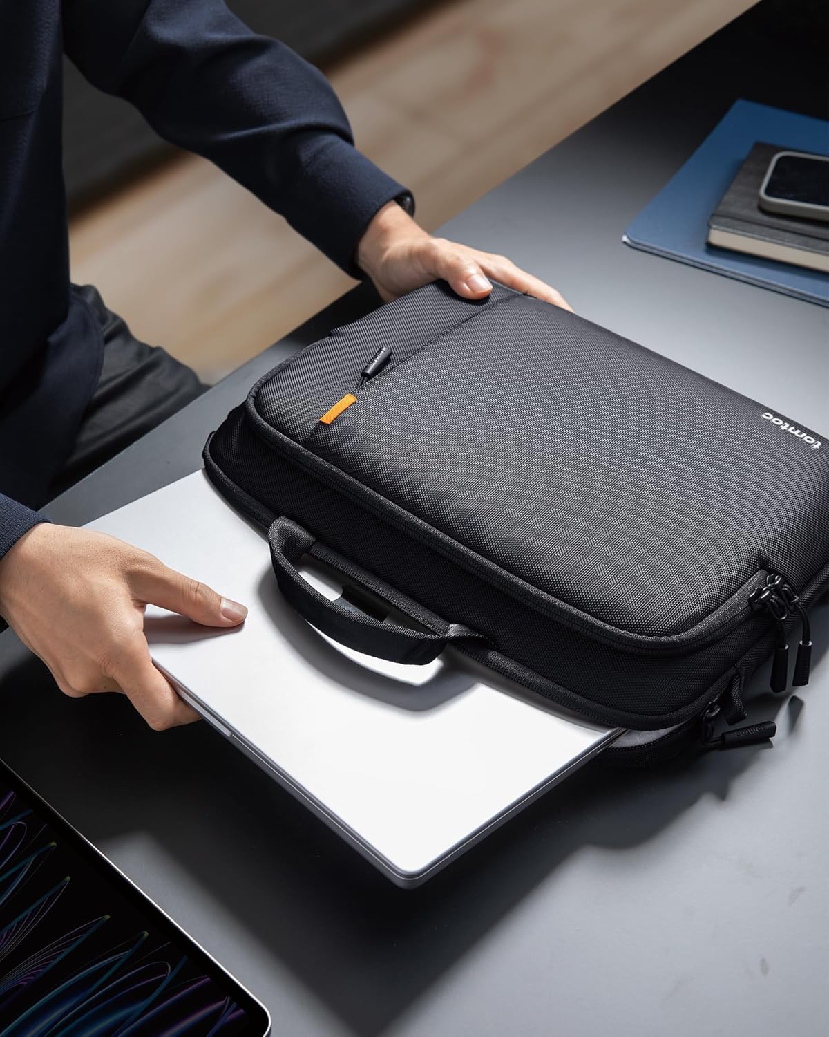 tomtoc 360 Protective Laptop Carrying Case for 16-inch MacBook Pro M4/M3/M2/M1 Pro/Max A3403 A3186 A2991 A2780, Water-resistant Laptop Shoulder Bag fits 15-inch MacBook Air M4 2025, M3/A3114, M2/A2941 - PuriLite
