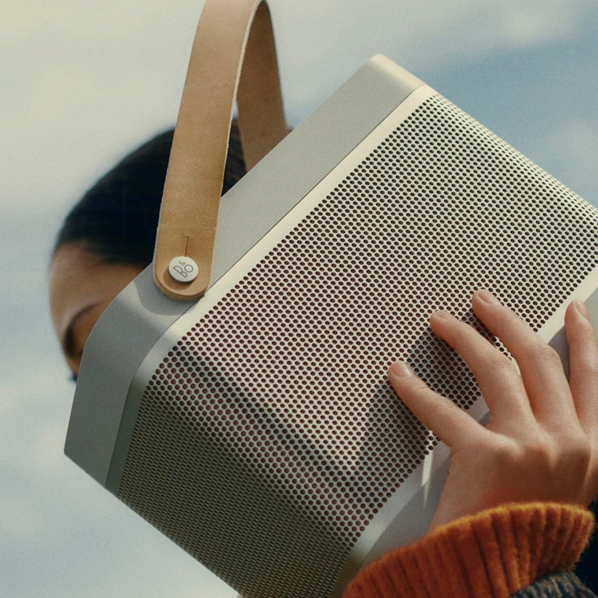 Bang & Olufsen Beolit 20 Powerful Portable Wireless Bluetooth Speaker, Grey Mist - PuriLite