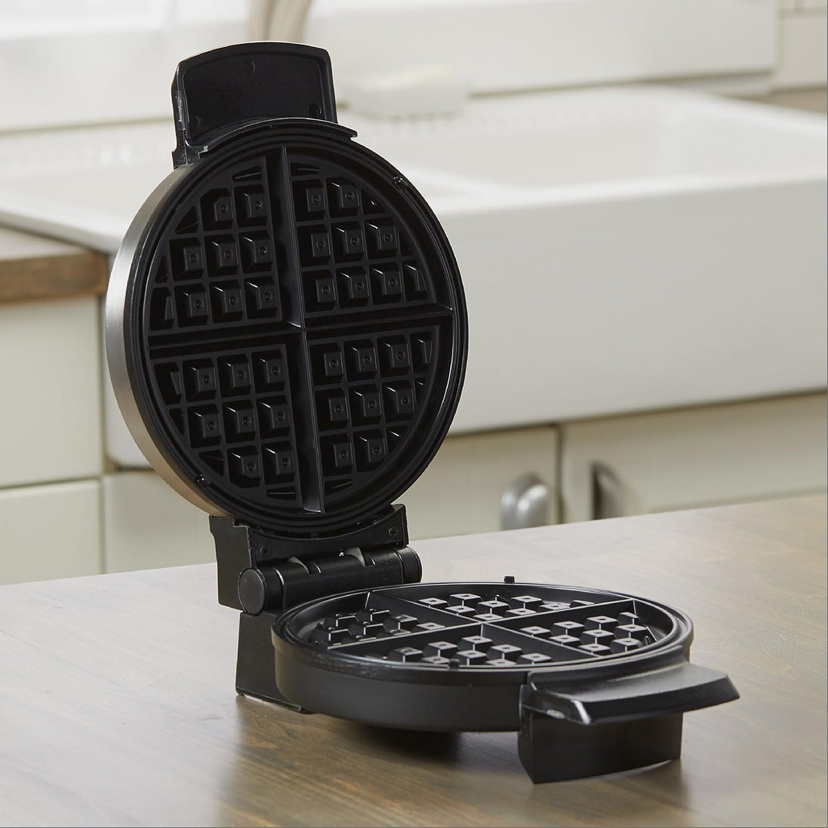 BLACK+DECKER WMB500 Belgian Waffle Maker, Stainless Steel - PuriLite