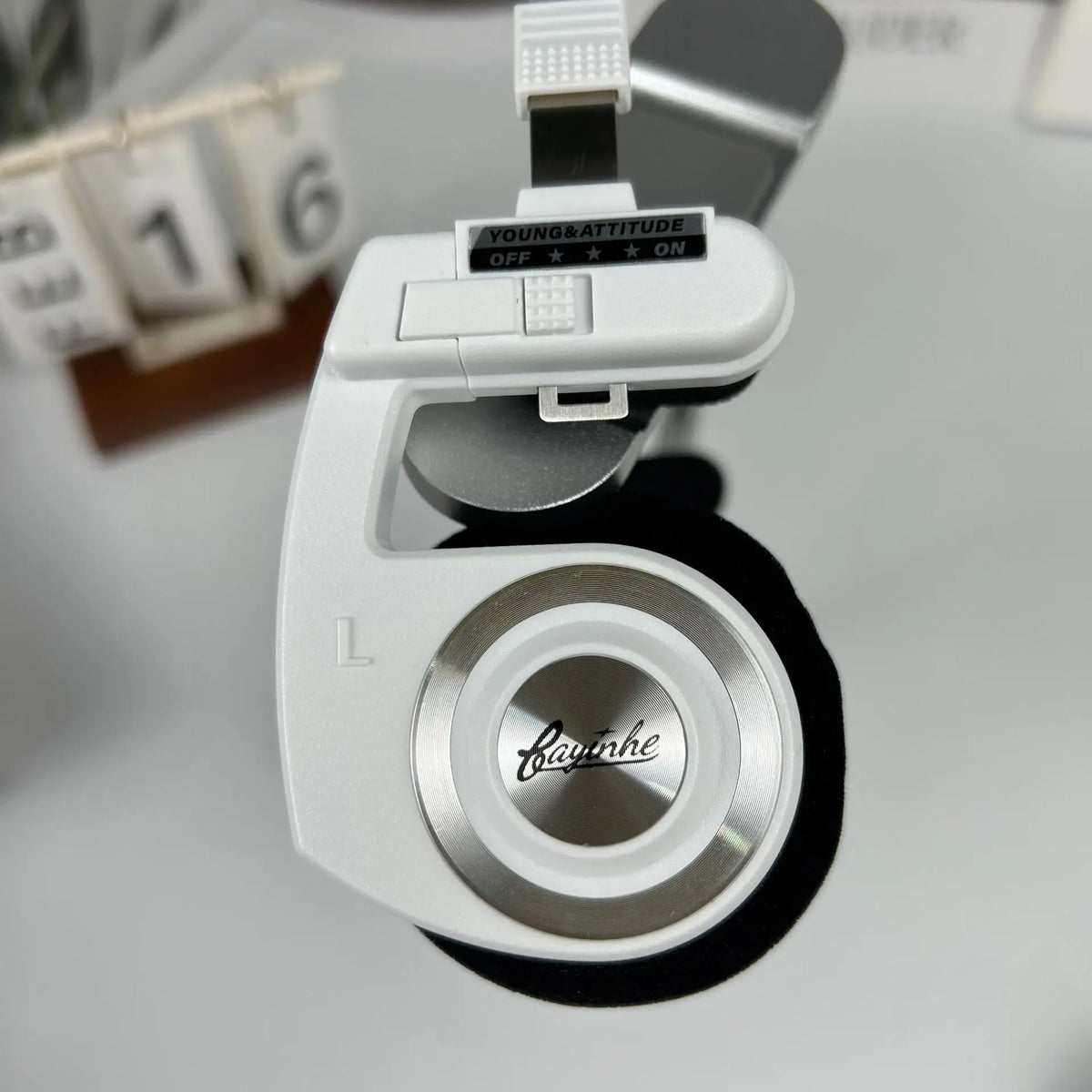Purilite Select™ Retro Foldable Bluetooth 5.3 Wireless Headphones - PuriLite