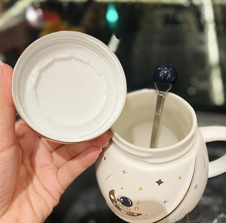 Astronaut Series Ceramic Mug with Lid Spoon Cute Business Gift Box Creative Ceramic Coffee Tea Cup Holiday Birthday Girls Gifts - PuriLite