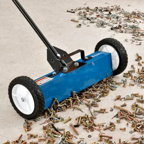 Global Industrial™ Magnetic Floor Sweeper, 18" Cleaning Width - PuriLite