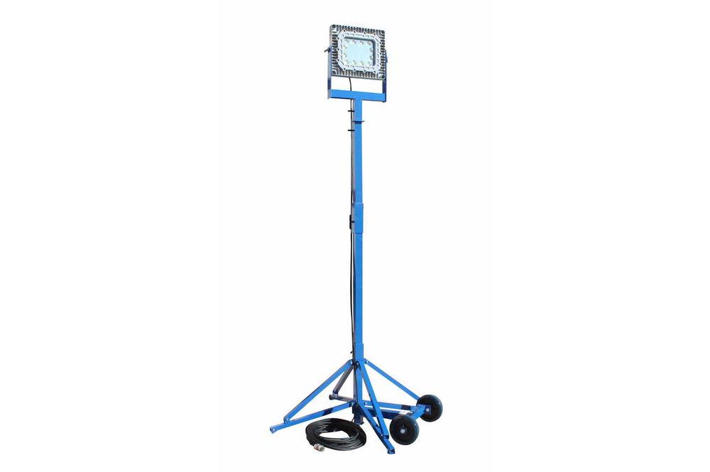 150W Explosion Proof LED Light Tower - Quadpod Mount - C1D1 - 50' Cord w/ EXP Plug - Magnetic Feet - PuriLite