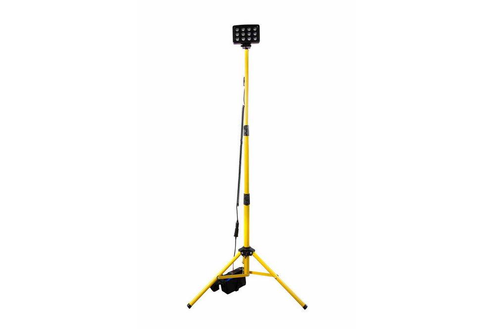 36 Watt Portable Rechargeable LED Tripod Lighting System ÃƒÂ¢Ã¢â€šÂ¬Ã¢â‚¬Å“ 2,000 Lumens - Rechargeable Battery - PuriLite